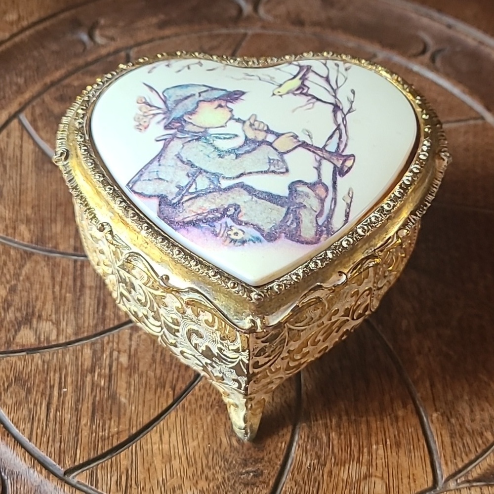 Vintage Footed Jewelry Box Trinket Box Heart Shape Hummel Boy w/ Bird Flute